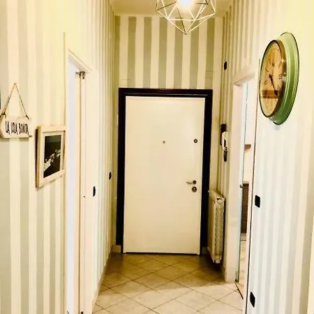 San Terenzo Apartment * San Terenzo